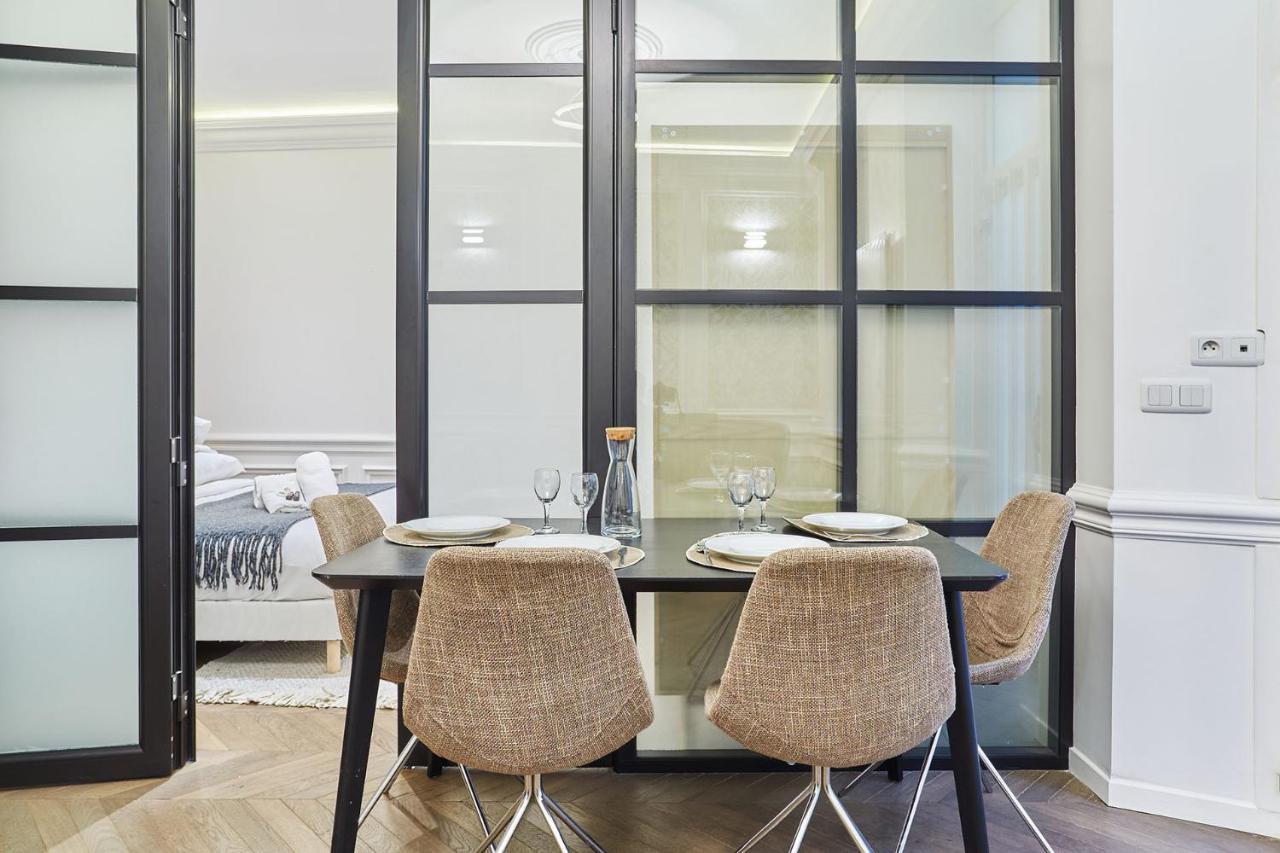 Apartment Louvre Museum By Studio Prestige Paris Extérieur photo
